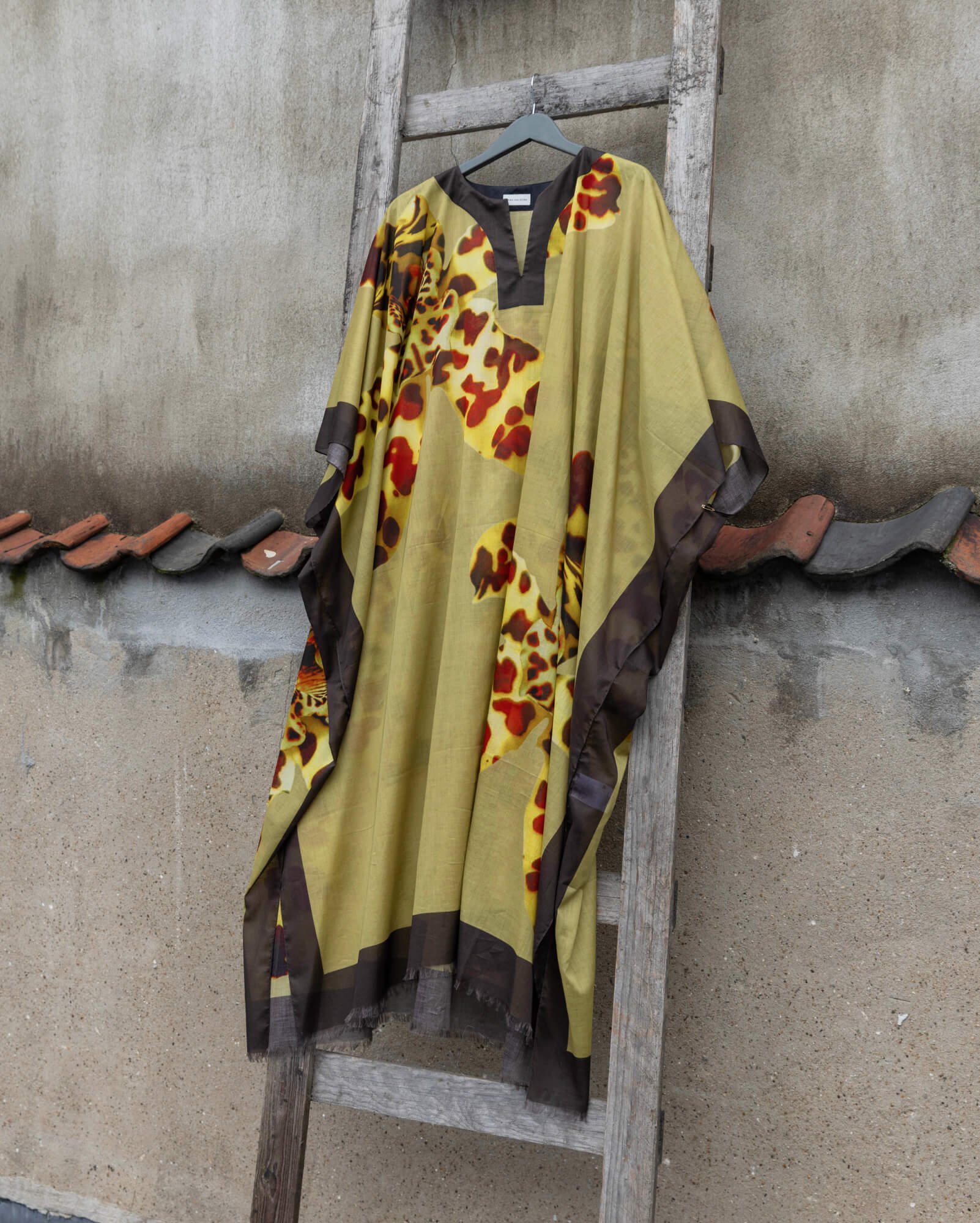 Dries van Noten — Jones Dries van Noten — Jones
